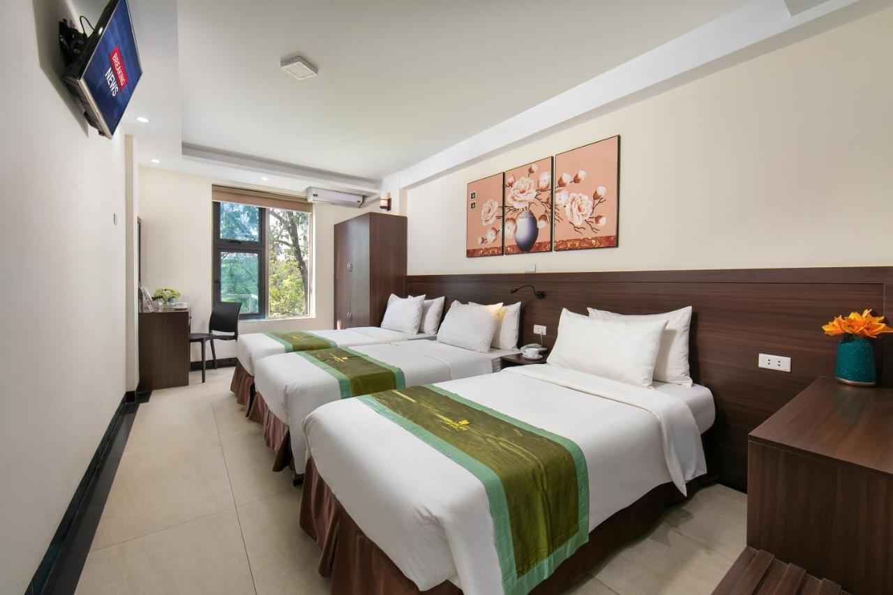 Nhan Hoa Hotel 3*
