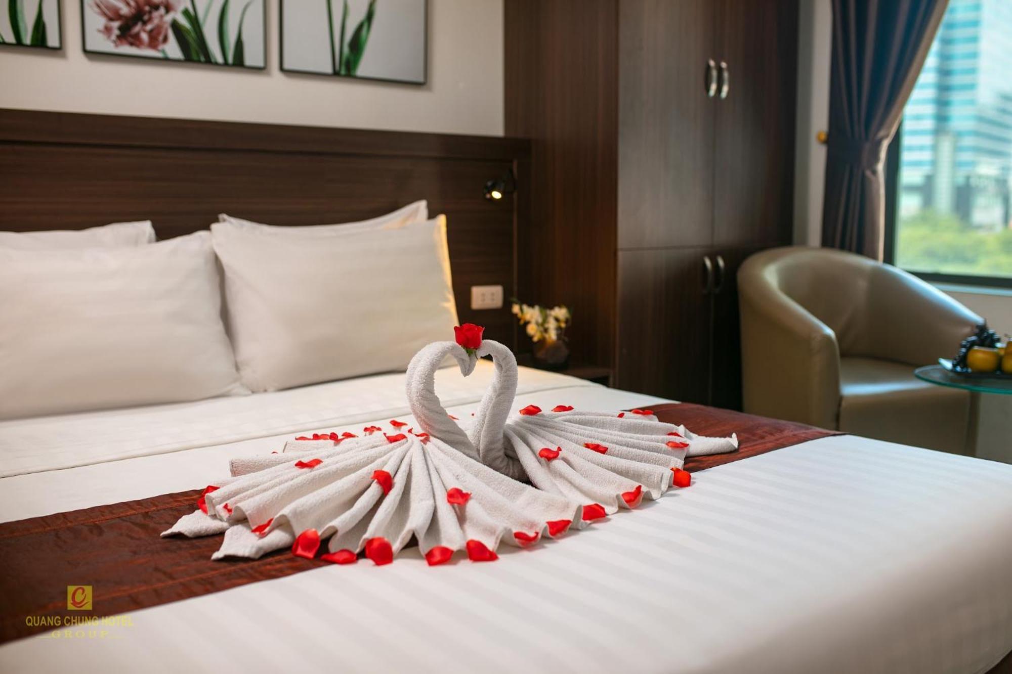 Hotel Nhan Hoa Hanoi